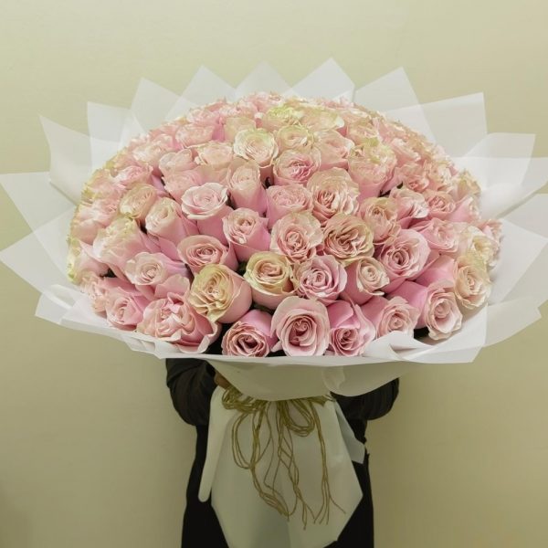 100 Pink Mondial Bouquet